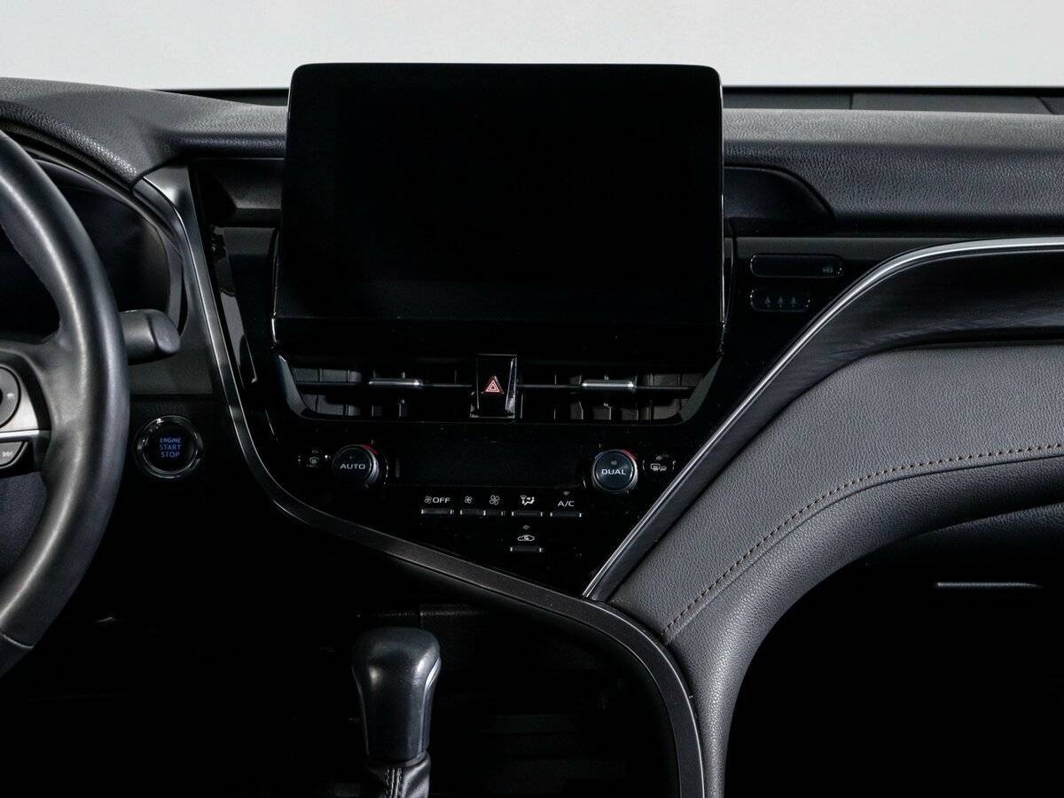 Toyota Camry, 2023 Фото №13