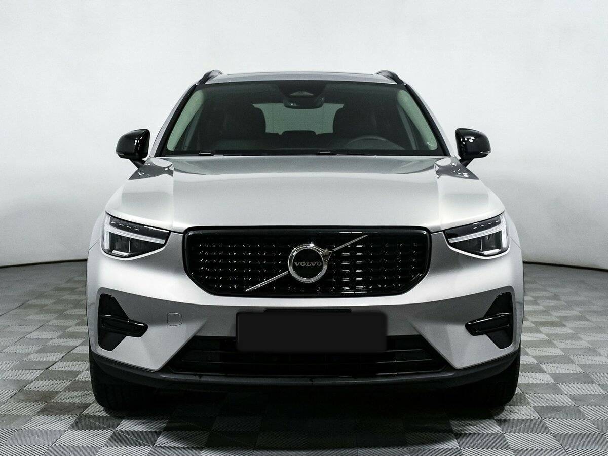 Volvo XC40, 2023 - 1 500 км. | Фото №2