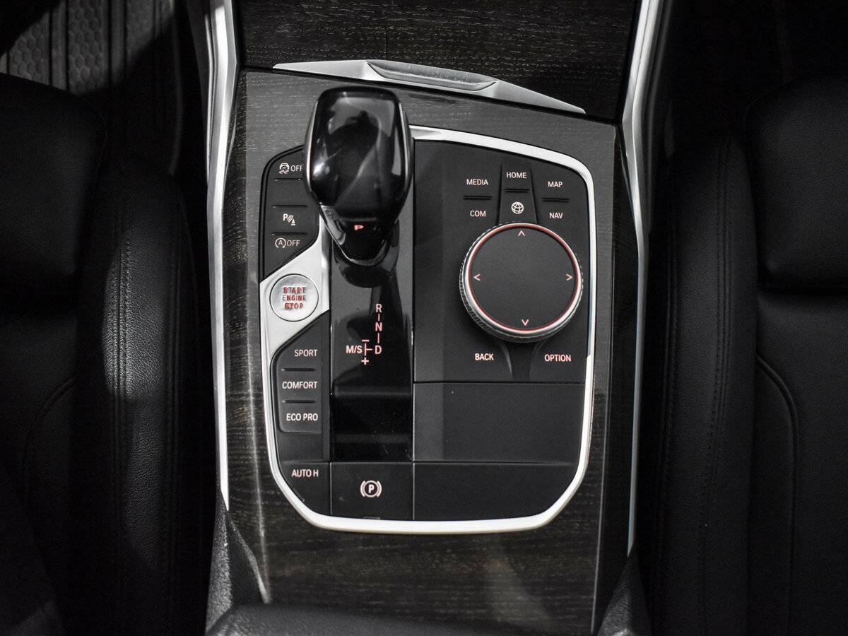 BMW 3 серии 330i, 2019 Фото №10