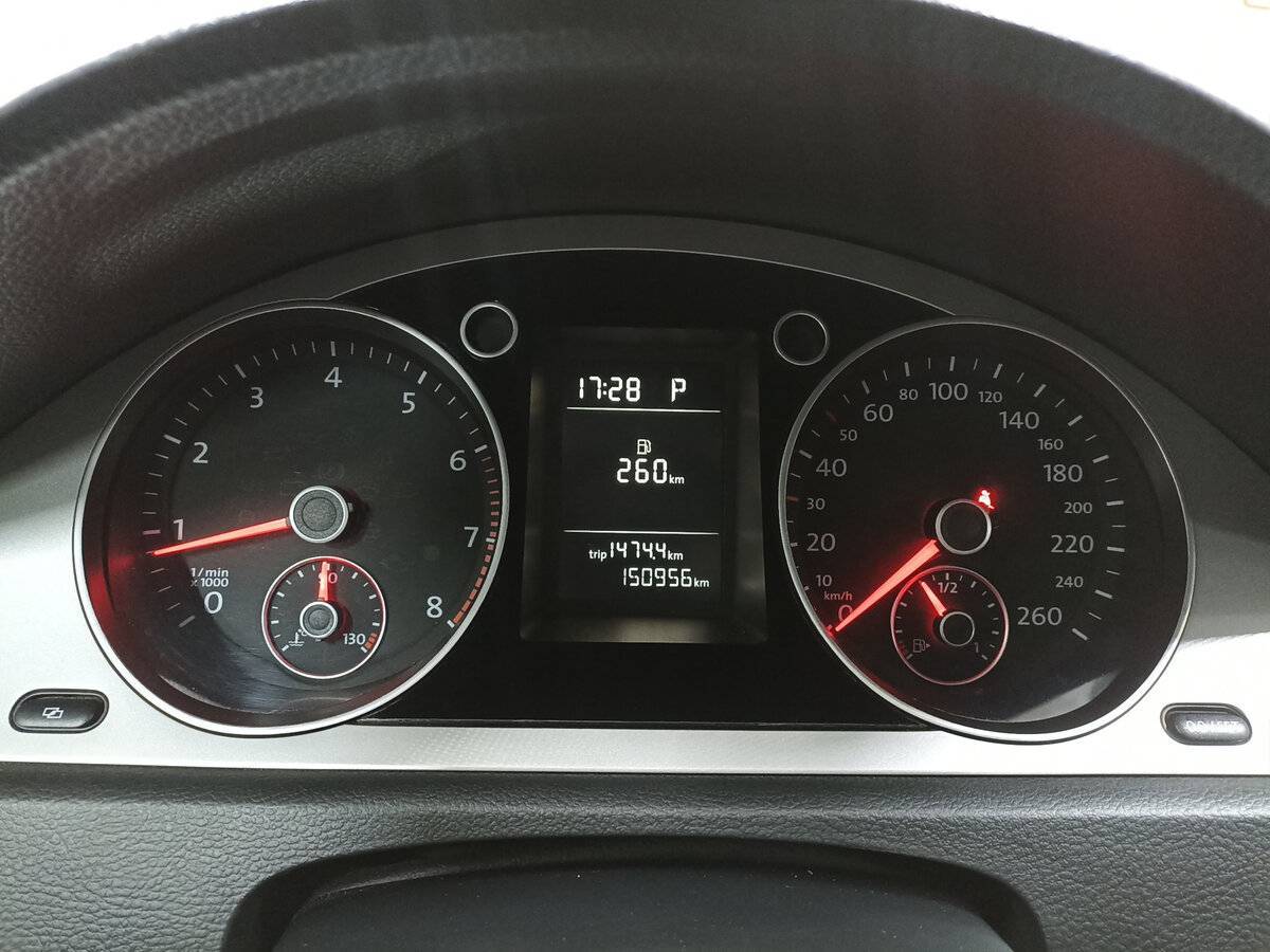 Volkswagen Passat, 2010 Фото №13