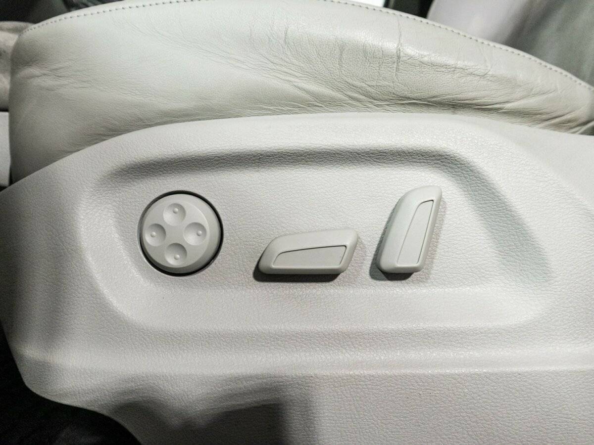 Audi Q3, 2011 Фото №18