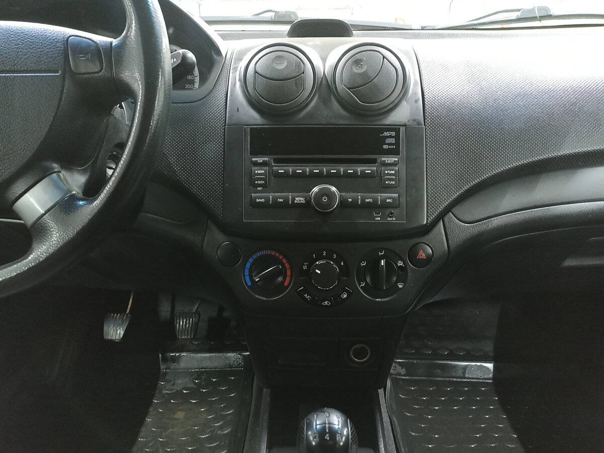 Chevrolet Aveo, 2010 Фото №15