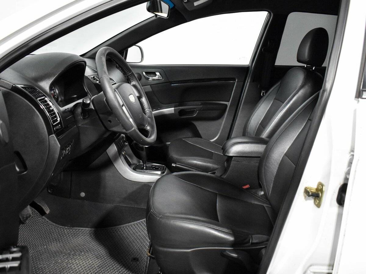 Geely Emgrand EC7, 2013 Фото №10