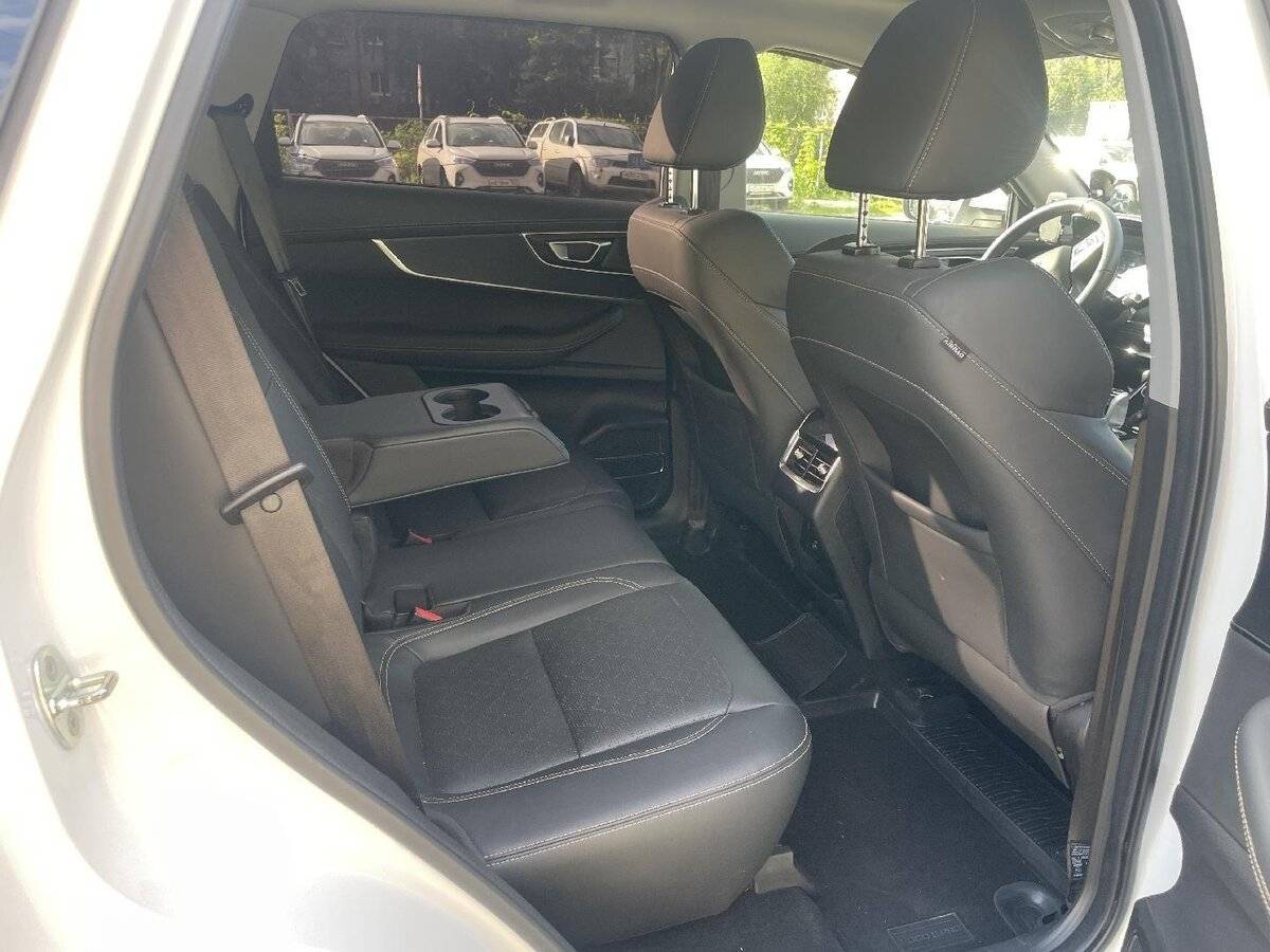 Chery Tiggo 8, 2023 Фото №10