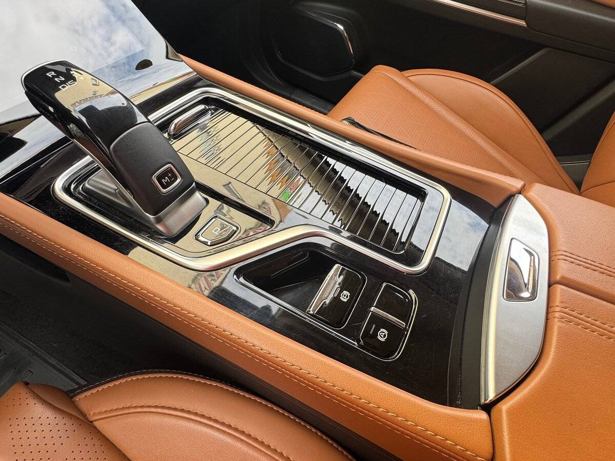 FAW Bestune T99, 2023 Фото №10