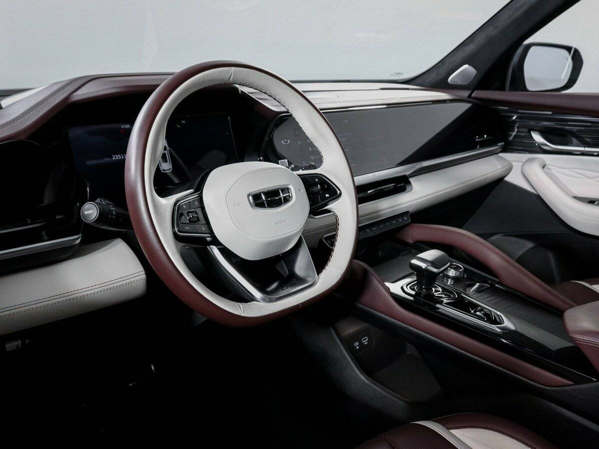 Geely Monjaro, 2023 Фото №14