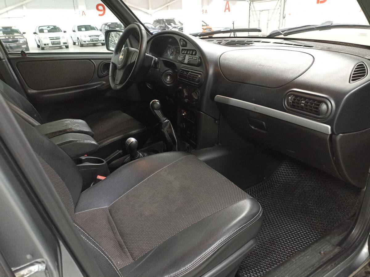 Chevrolet Niva, 2012 Фото №11