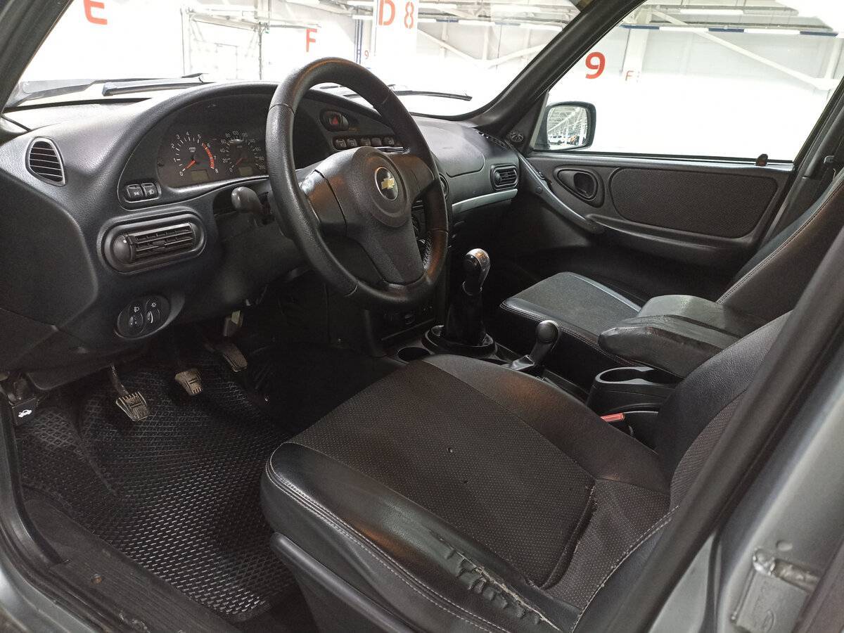 Chevrolet Niva, 2012 Фото №16