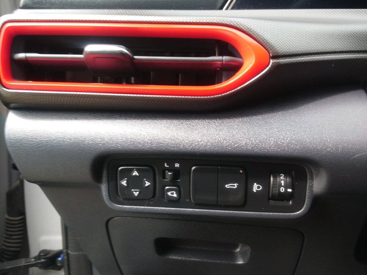 Changan UNI-T, 2020 Фото №20