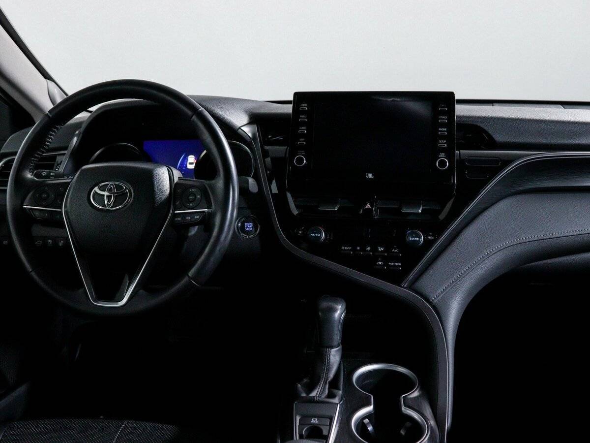 Toyota Camry, 2021 Фото №11