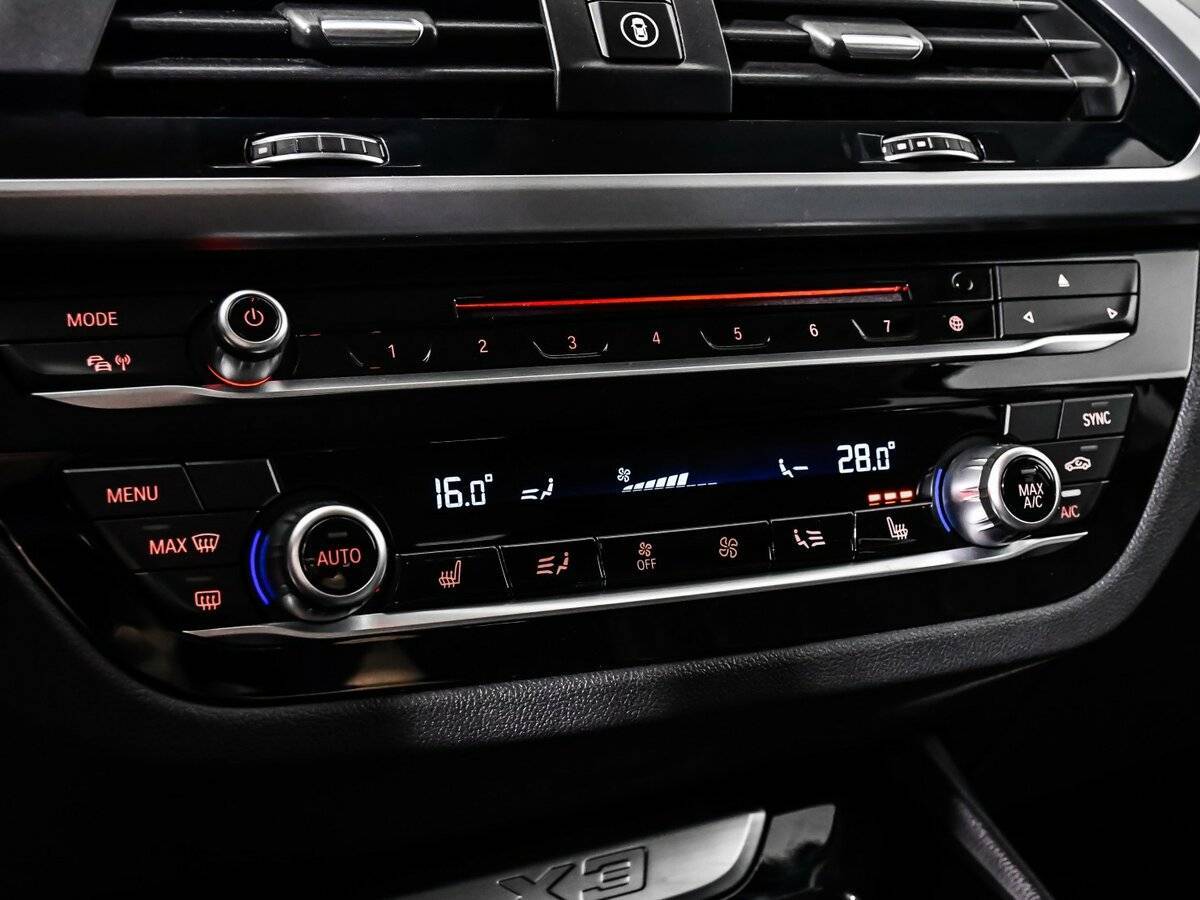 BMW X3 20d xDrive, 2018 Фото №19