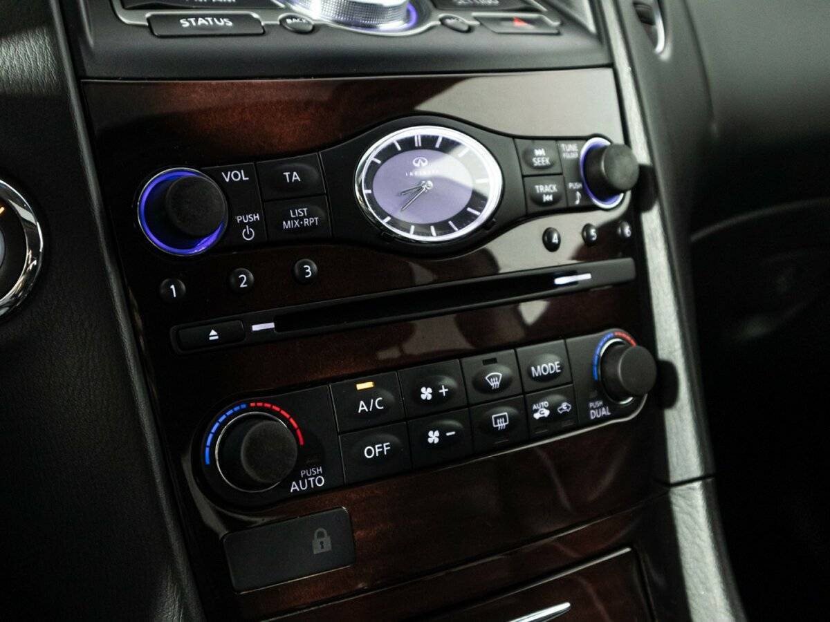 Infiniti QX50, 2015 Фото №22