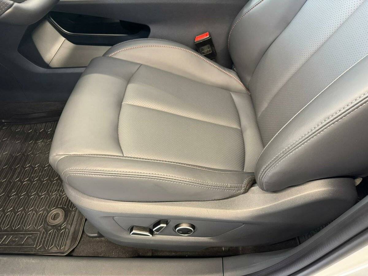 Changan UNI-T, 2024 Фото №15