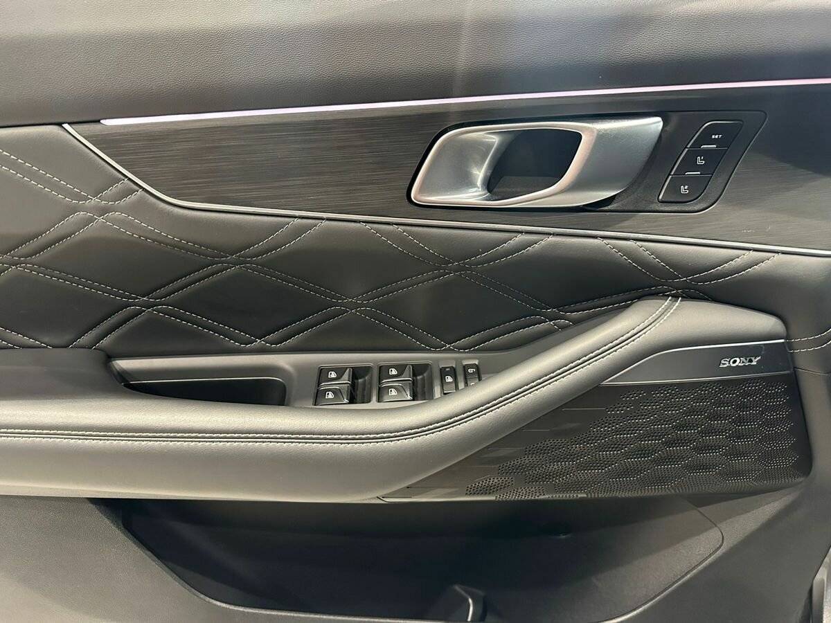 Changan UNI-K iDD, 2023 Фото №13