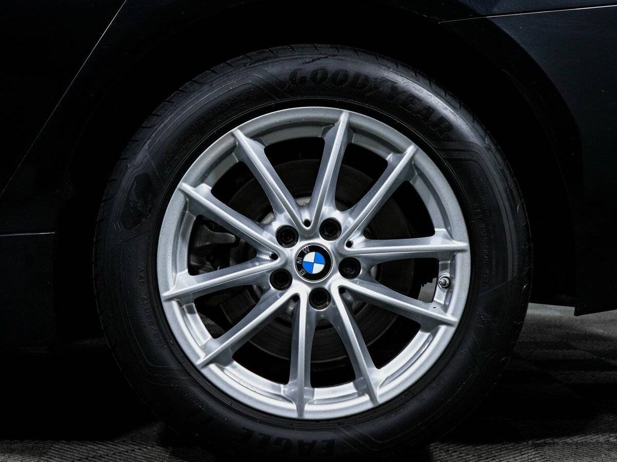 BMW 5 серии 520d xDrive, 2018 Фото №15