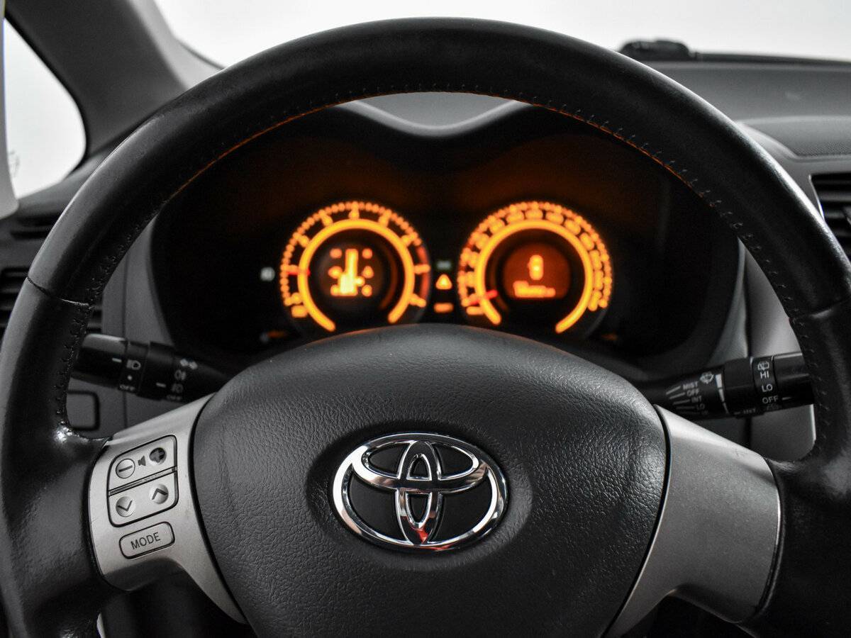 Toyota Auris, 2008 Фото №16