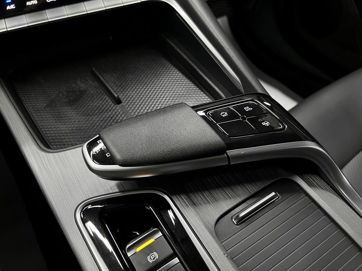 Changan UNI-T I, 2023 Фото №18