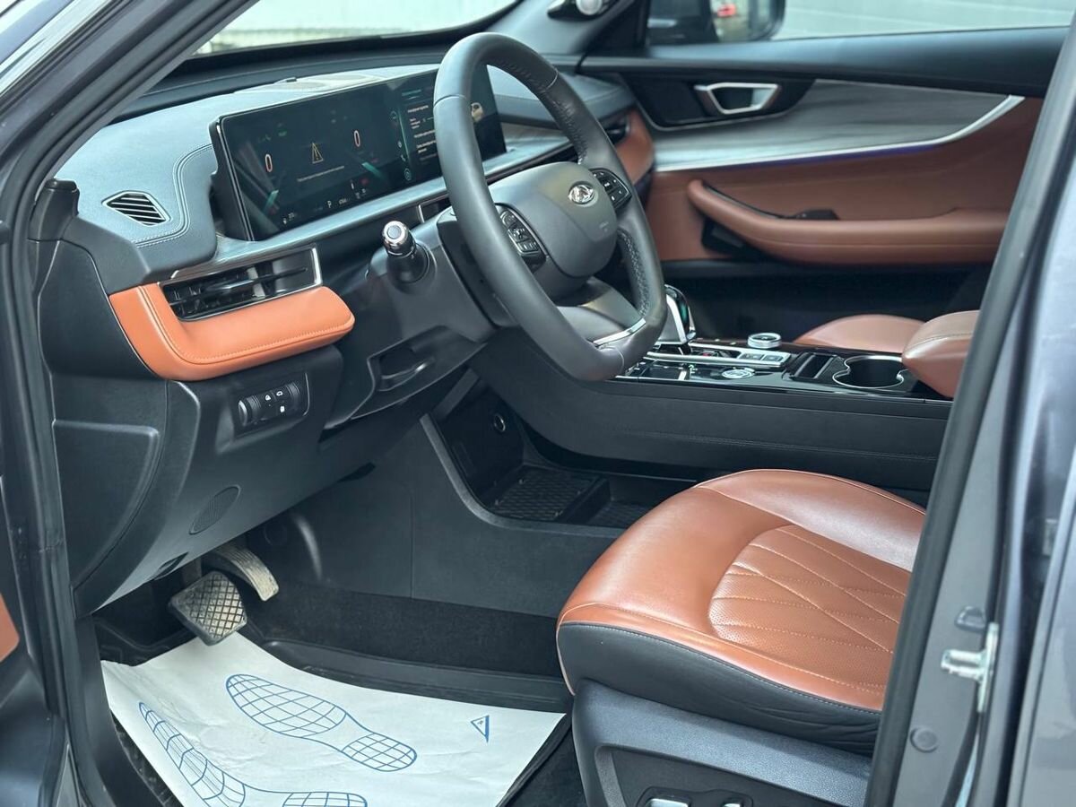 Chery Tiggo 8 Pro e+, 2023 Фото №12