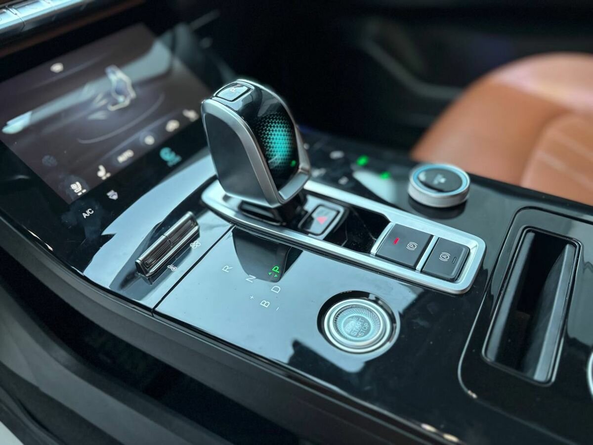 Chery Tiggo 8 Pro e+, 2023 Фото №14