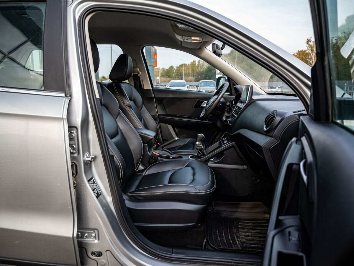 FAW Besturn X40 I, 2020 Фото №10