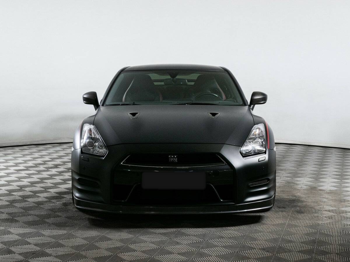 Nissan GT-R I Рестайлинг 1, 2011 Фото №2