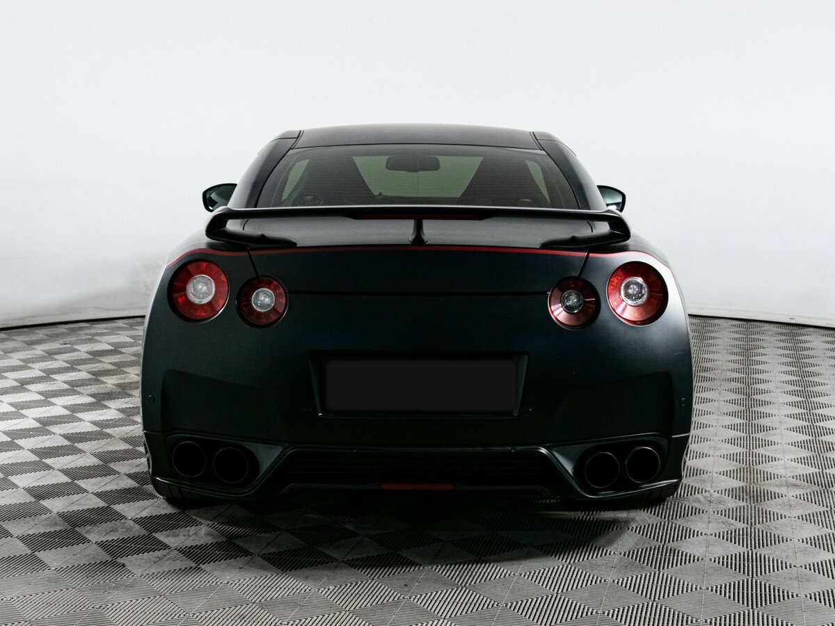 Nissan GT-R I Рестайлинг 1, 2011 Фото №5