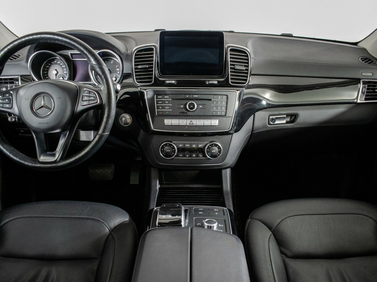 Mercedes-Benz GLE 400 I (W166), 2016 Фото №11
