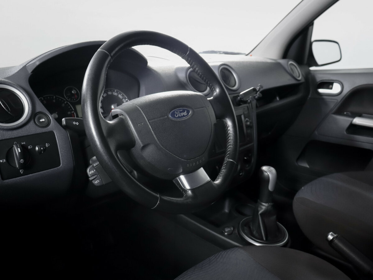 Ford Fusion I Рестайлинг, 2006 Фото №13