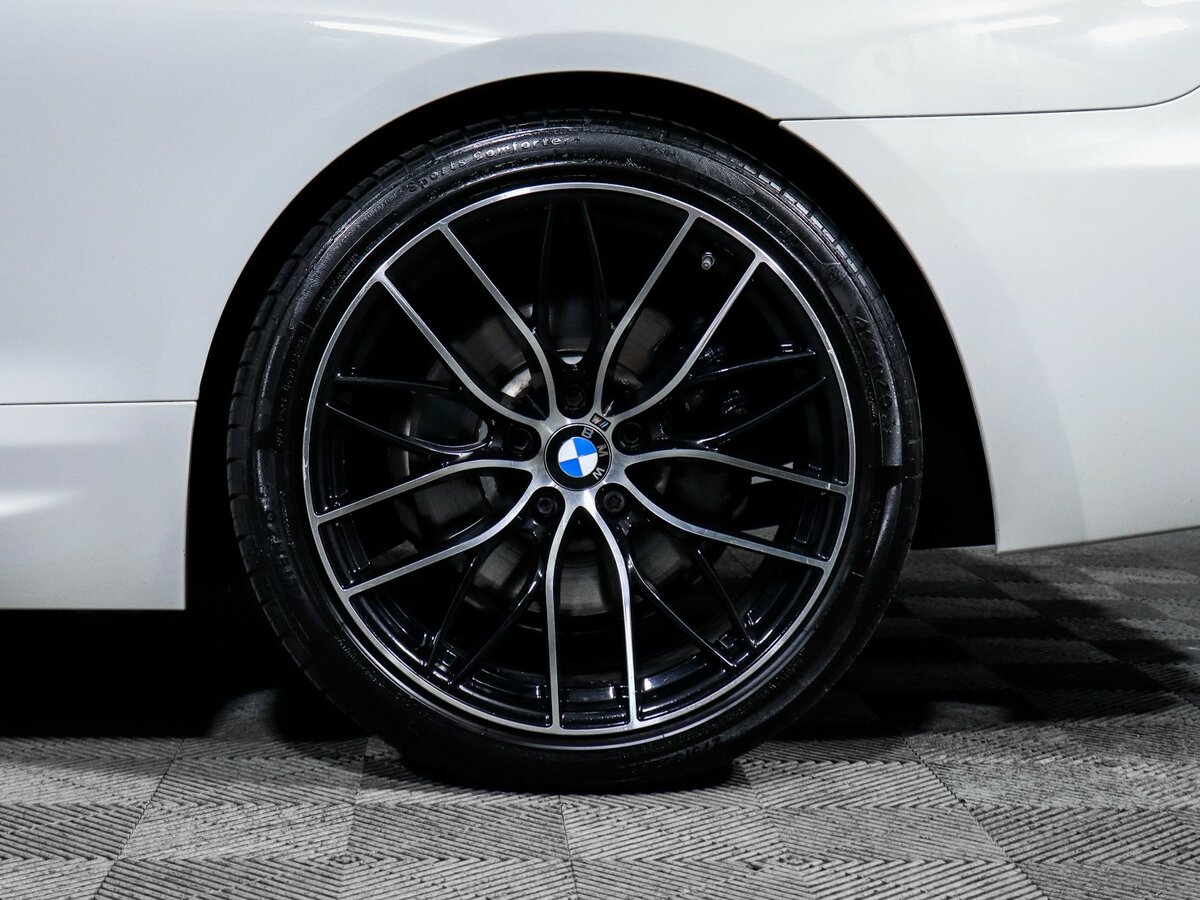 BMW 6 серии 640i xDrive III (F06/F13/F12) Рестайлинг, 2015 Фото №13