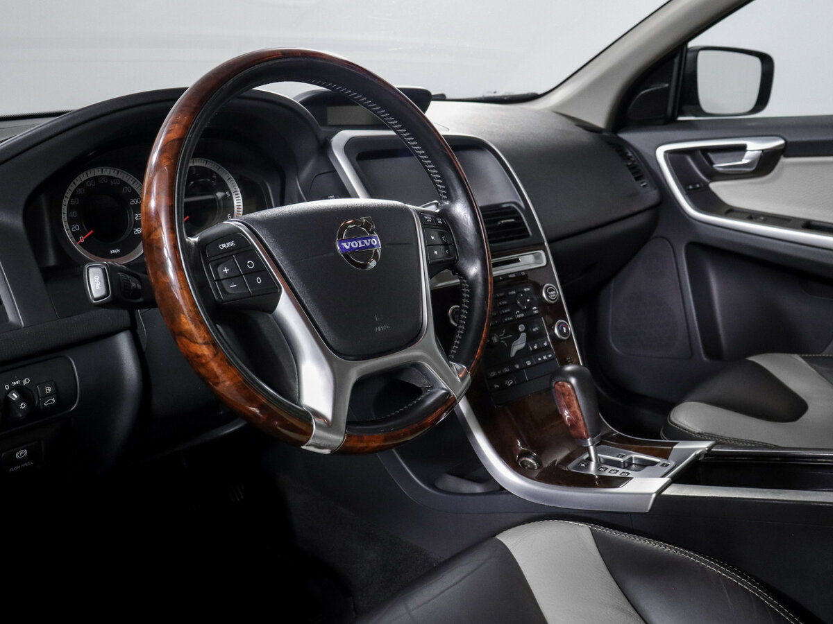 Volvo XC60 I, 2010 Фото №12