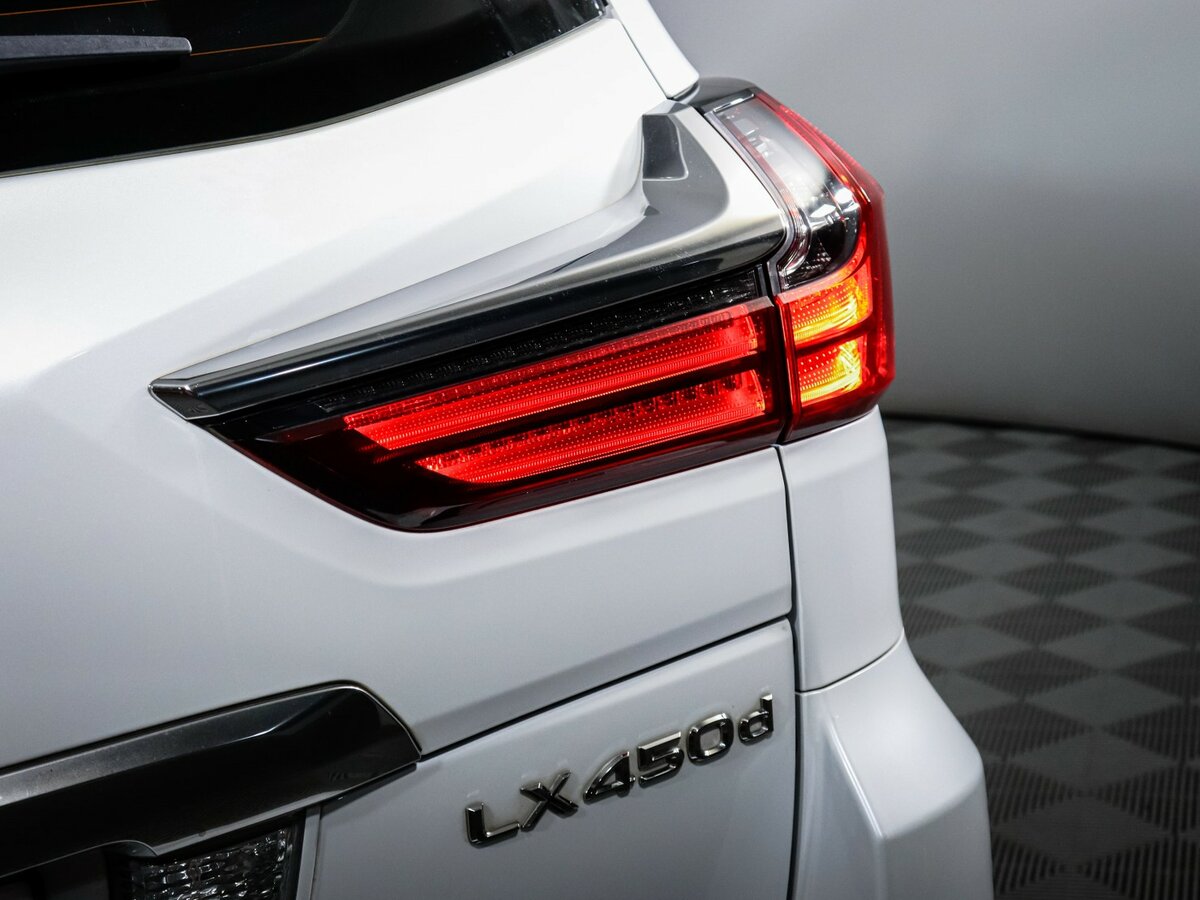 Lexus LX 450d III Рестайлинг 2, 2015 Фото №20