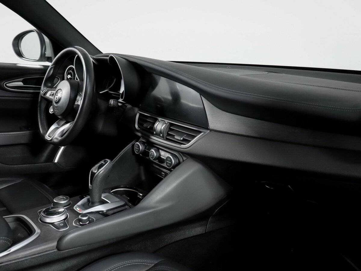 Alfa Romeo Giulia II (952) Рестайлинг, 2021 - 43 223 км. | Фото №7