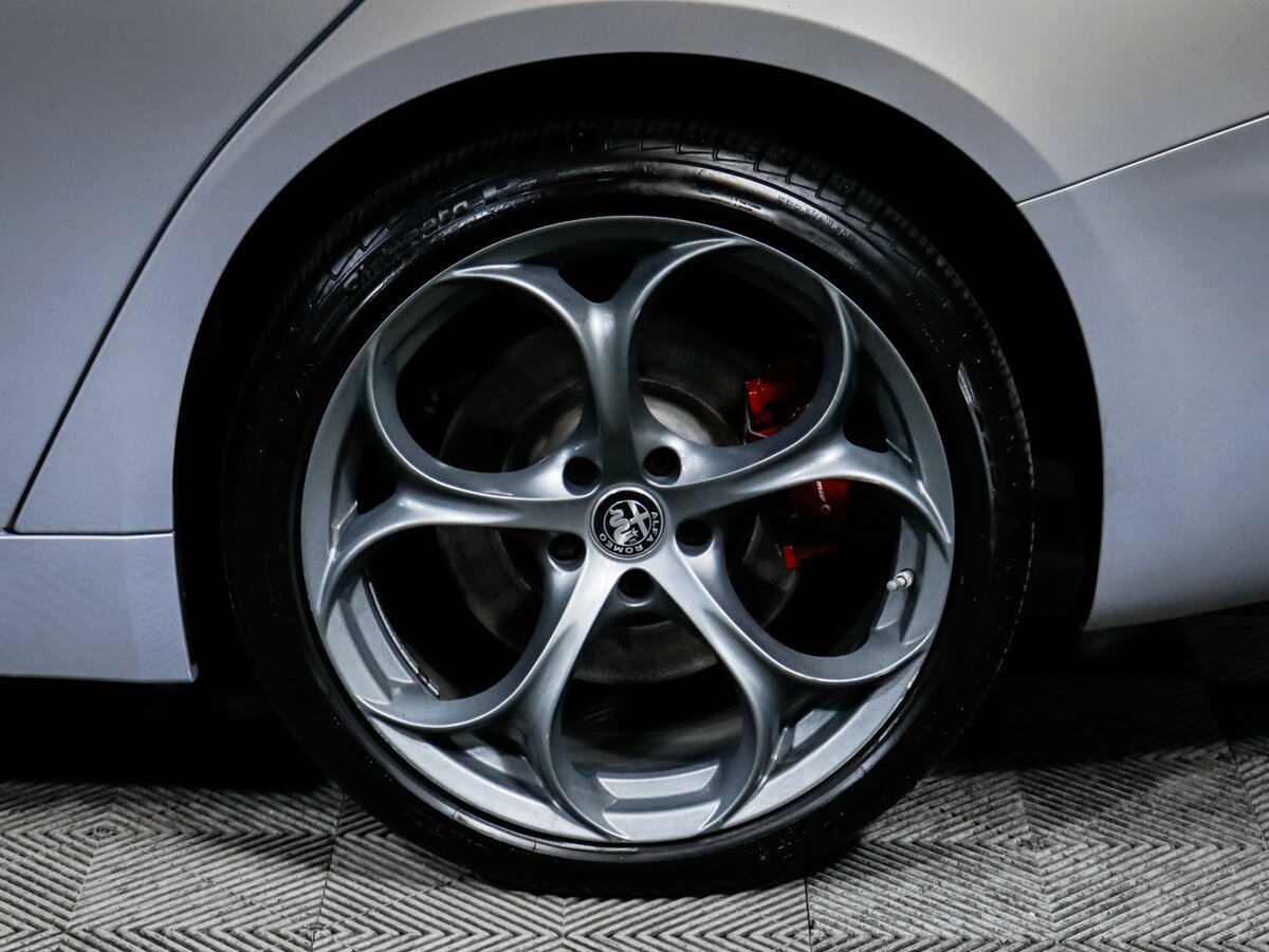 Alfa Romeo Giulia II (952) Рестайлинг, 2021 Фото №12