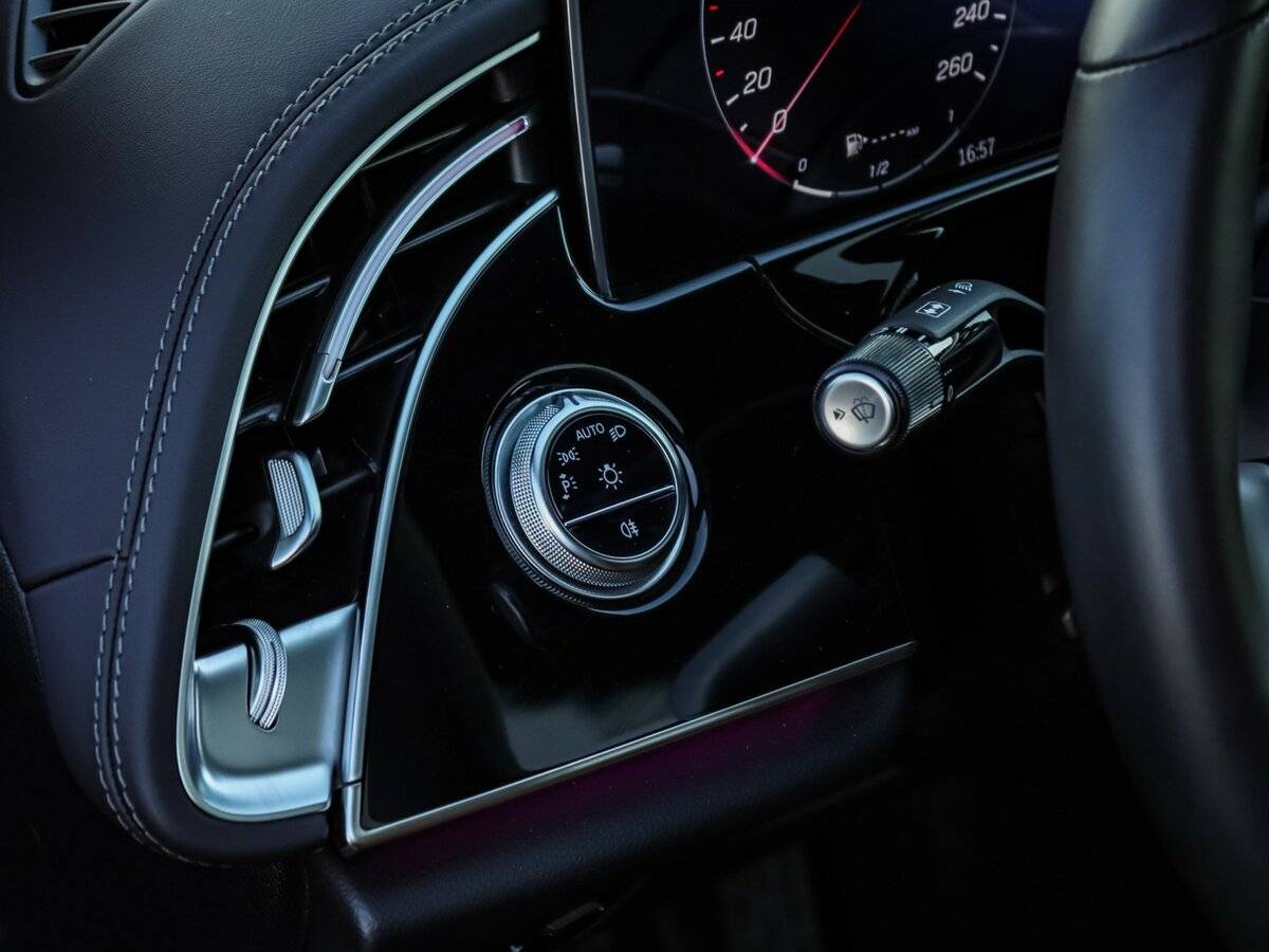 Mercedes-Benz E-Класс 300 e VI (W214, S214), 2024 Фото №19