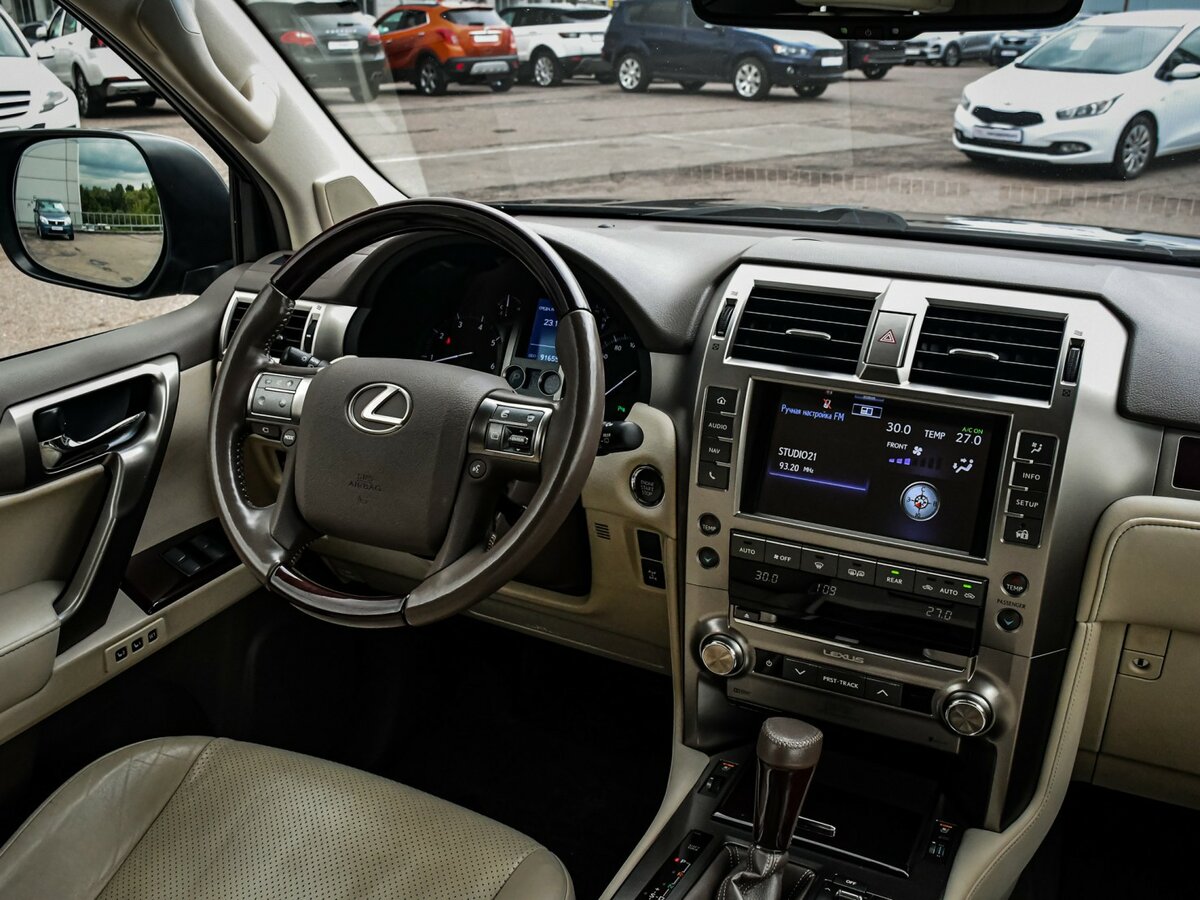 Lexus GX 460 II Рестайлинг, 2018 Фото №9