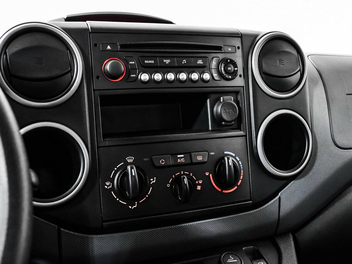 Peugeot Partner Crossway II Рестайлинг 2, 2021 Фото №16