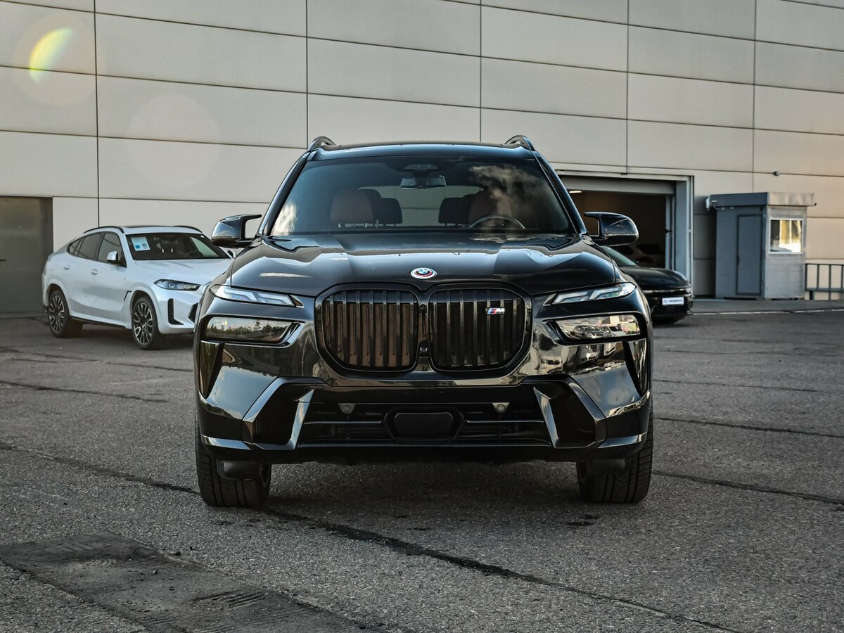 BMW X7 M60i I (G07) Рестайлинг, 2022 - 21 000 км. | Фото №2