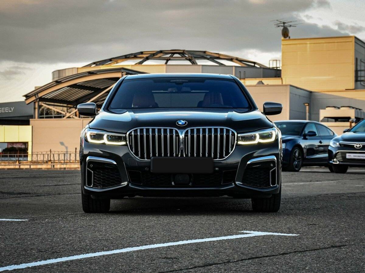 BMW 7 серии 750d xDrive VI (G11/G12) Рестайлинг, 2019 Фото №2