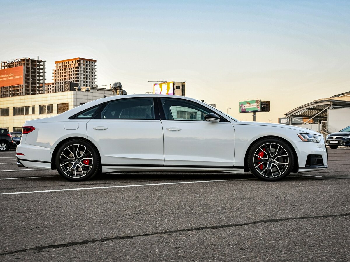 Audi S8 Long IV (D5), 2020 - 53 020 км. | Фото №3