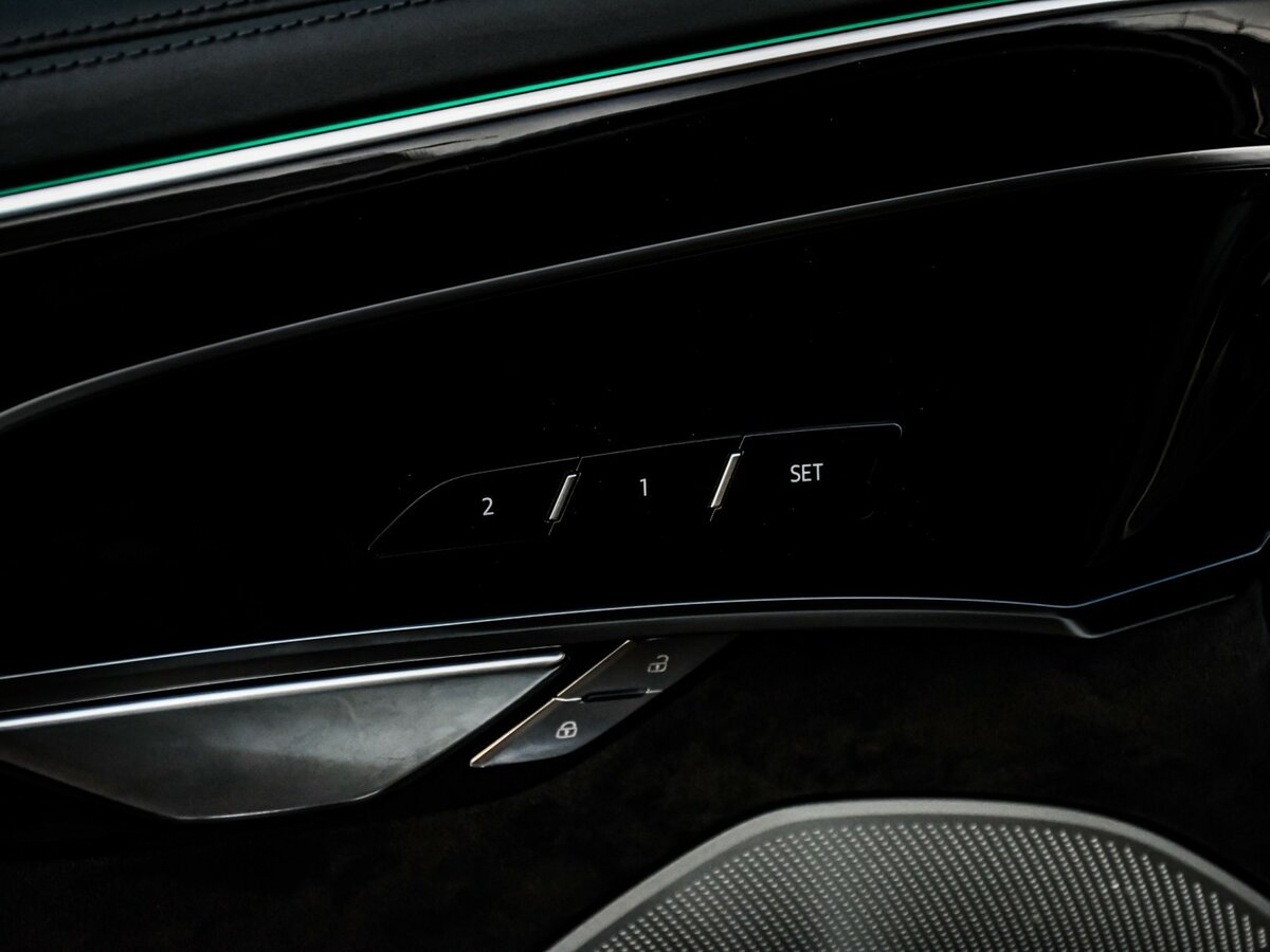 Audi S8 Long IV (D5), 2020 Фото №22