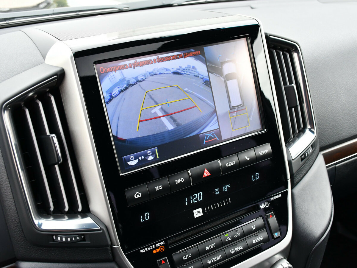 Toyota Land Cruiser 200 Series Рестайлинг 2, 2017 Фото №14