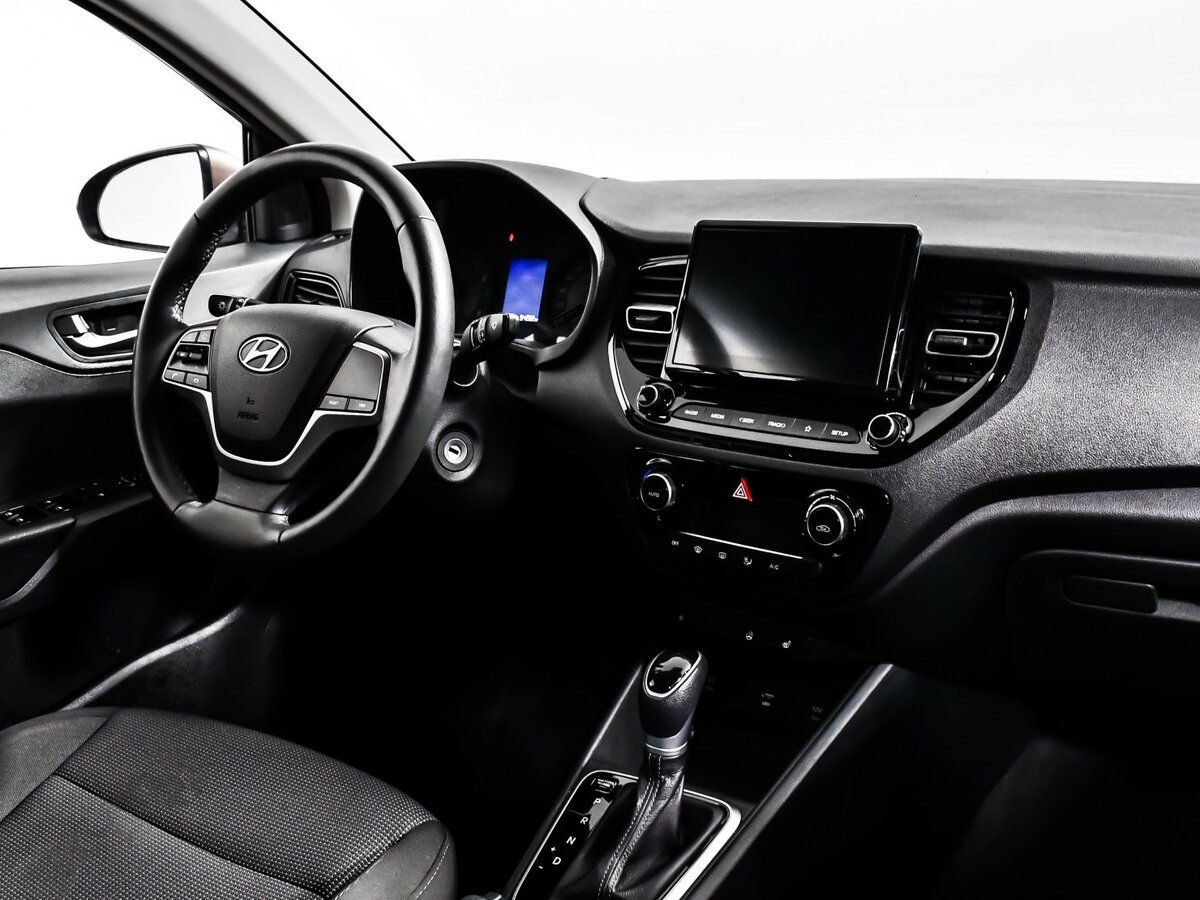 Hyundai Solaris II, 2020 - 94 278 км. | Фото №8