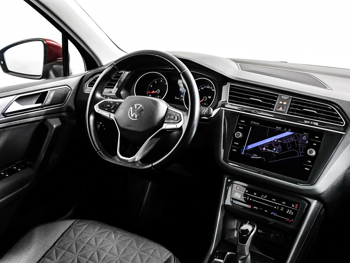 Volkswagen Tiguan II Рестайлинг, 2020 Фото №9