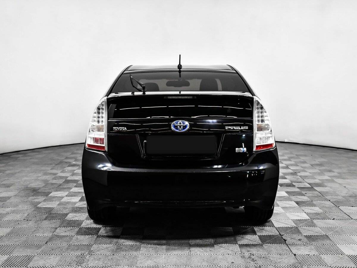 Toyota Prius III (XW30), 2010 - 187 000 км. | Фото №6