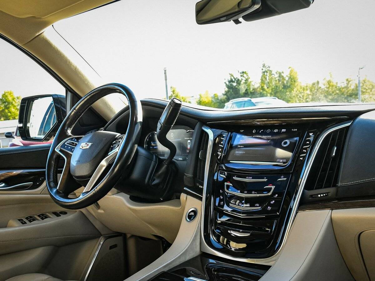 Cadillac Escalade IV, 2018 Фото №9