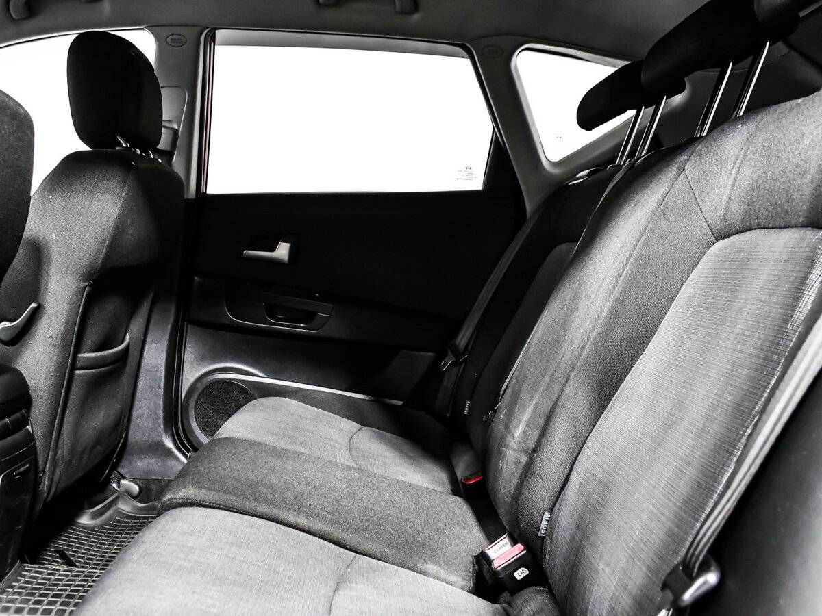 Kia Ceed I Рестайлинг, 2011 Фото №10