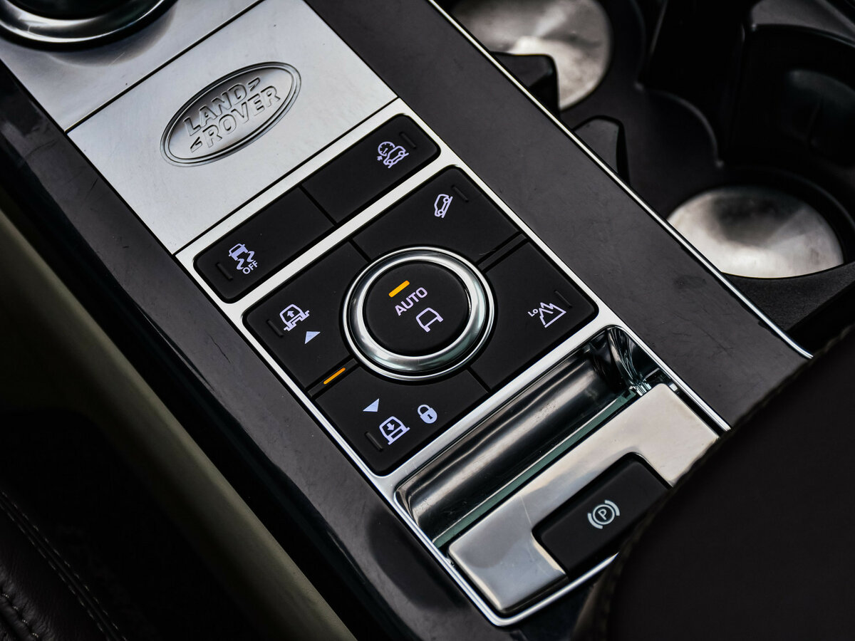 Land Rover Range Rover Long IV Рестайлинг, 2019 Фото №22