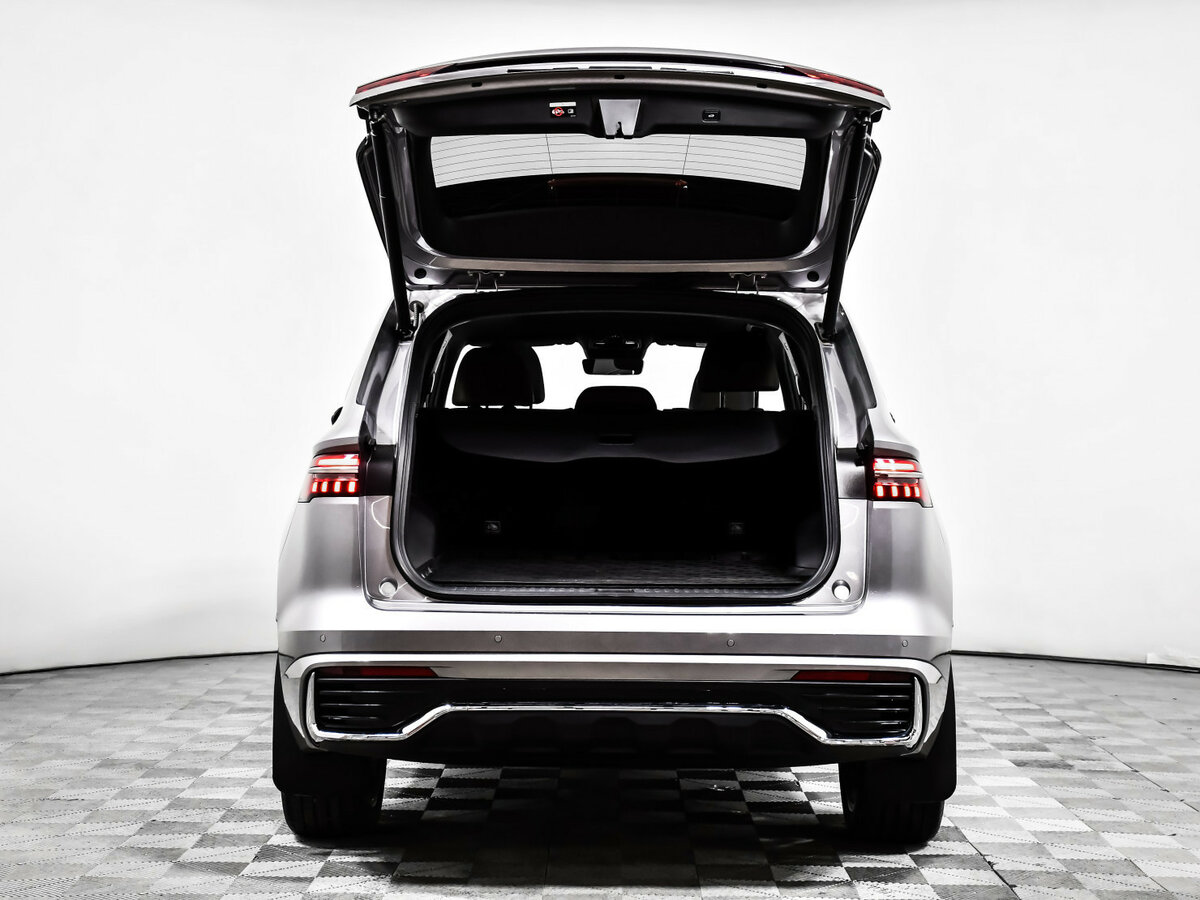 Geely Monjaro I, 2023 Фото №16