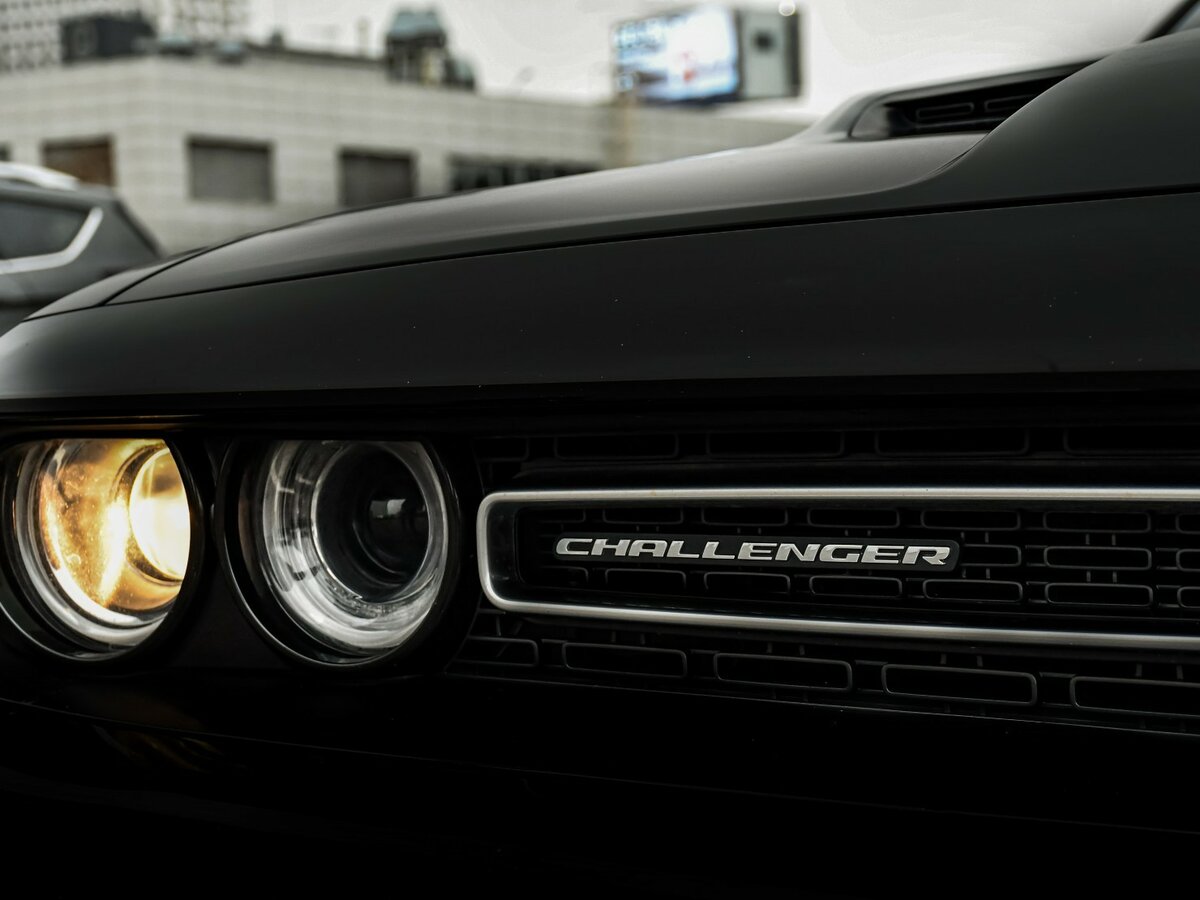 Dodge Challenger III Рестайлинг 2, 2020 Фото №21