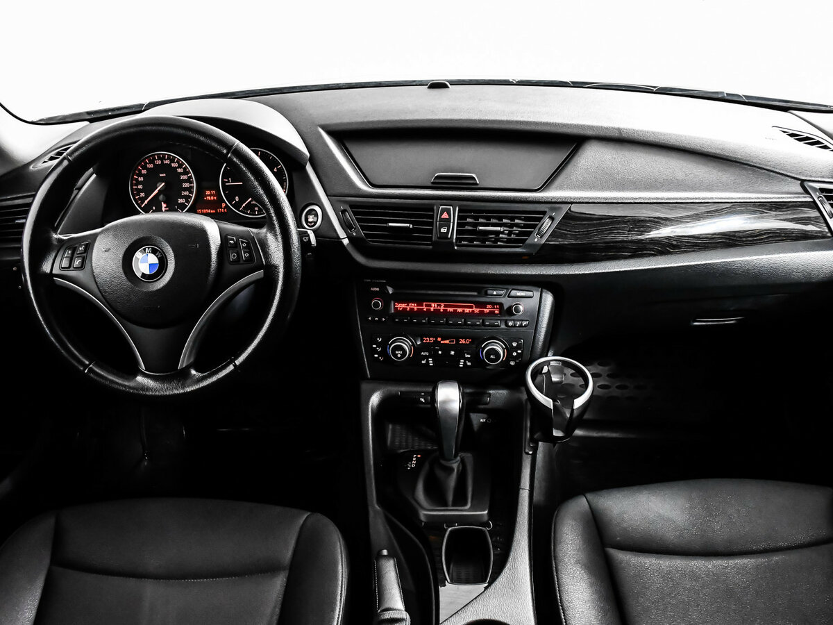 BMW X1 20d I (E84), 2010 Фото №9